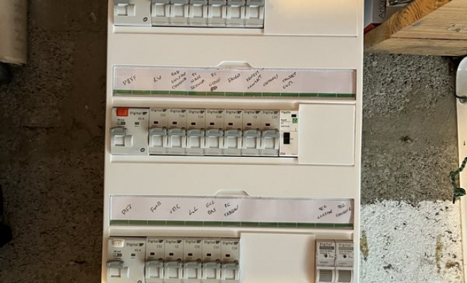 Compteur électrique, Bourgoin-Jallieu, Lévèque Électricité